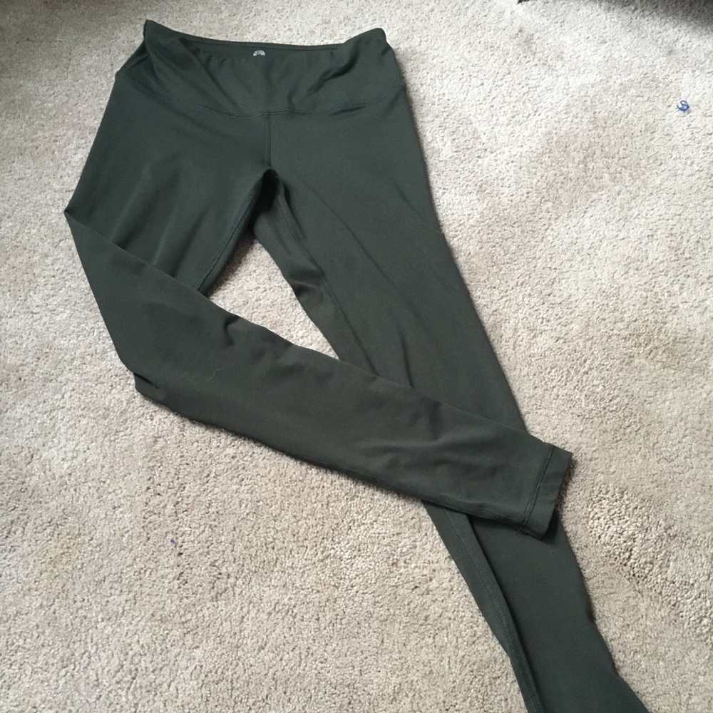 Olive green leggings